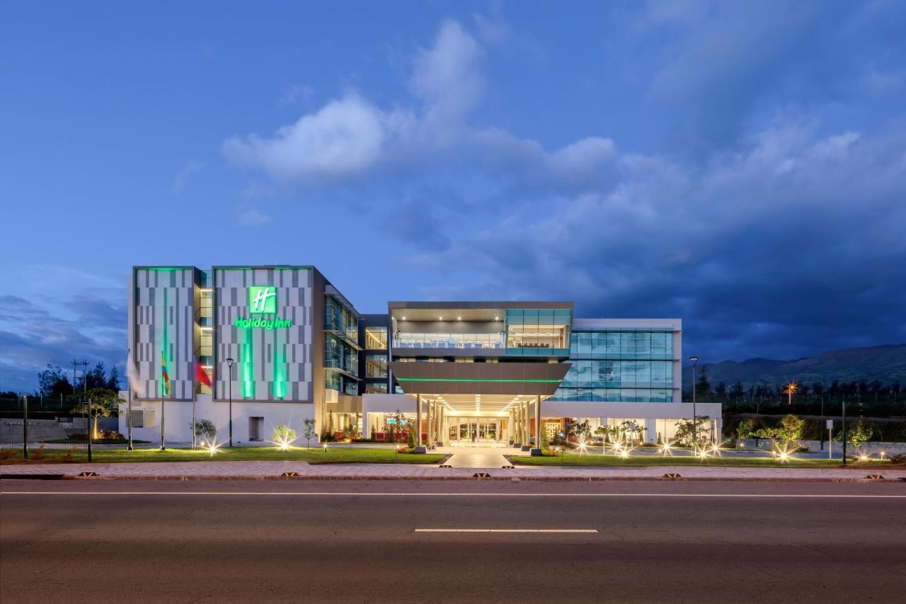 Holiday Inn - Quito Airport By Ihg Tababela Exteriör bild The new building of the University of La Rioja, in Logroño.