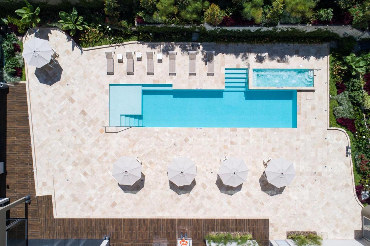 Holiday Inn - Quito Airport By Ihg Tababela Exteriör bild Aerial view of the pool