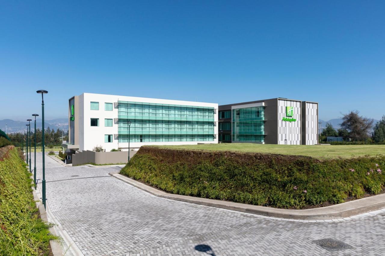 Holiday Inn - Quito Airport By Ihg Tababela Exteriör bild The new headquarters of the company in the Parque Aeronáutico y Logístico de Vigo.